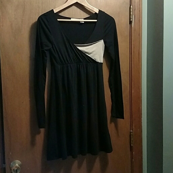 Long sleeve dress - Picture 1 of 2
